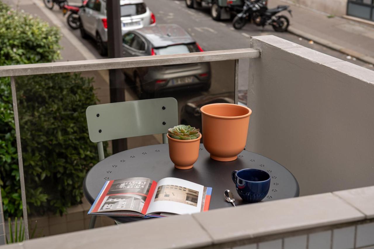 New - Appt Style Le Corbusier Avec Balcon - 8 Pers Apartment Paris Exterior photo